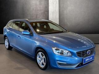 Volvo V60 D3 FWD MOMENTUM kombi