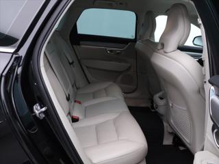 Volvo V90 2,0 D4 140kW Drive-E Momentum Aut. kombi - Foto 13
