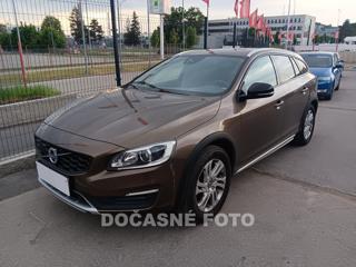 Volvo V60 2.0 D4, Serv.kniha, ČR SUV