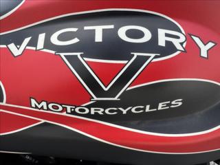 Victory Ostatní High-Ball 1,7i,66kW chopper - Foto 45