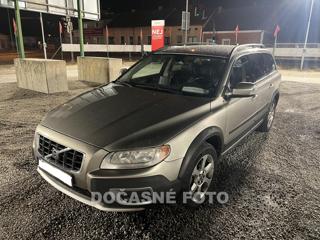 Volvo XC70 2.4d D5 kombi