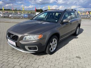 Volvo XC70 2,4 D5 151kw AWD Geartronic Momentum Tažné GPS Xenon kombi