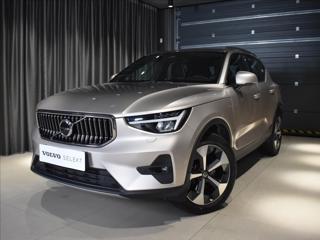 Volvo XC40 2,0 B4 Ult panorama,bezklíč SUV