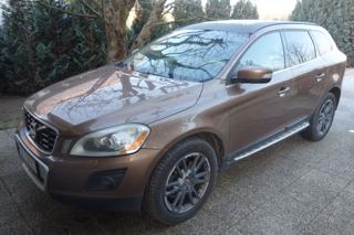 Volvo XC60 T6 Summum AWD ČR ! AUT.! SUV