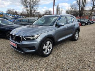 Volvo XC40 2,0 D3,Momentum,led,navi,kůže SUV