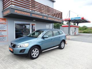 Volvo XC60 3.0 T6 AWD 210 kW KOUPENO V ČR SUV
