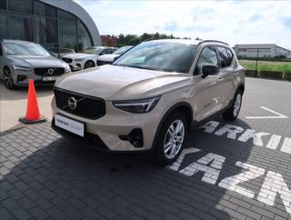 Volvo XC40 2,0 B3 AUT Plus Dark SUV
