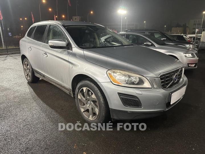 Volvo XC60 - ilustrační obrázek