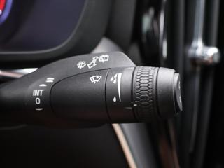 Volvo XC60 2.0 B4 145kW R-Design CZ Aut. SUV - Foto 33