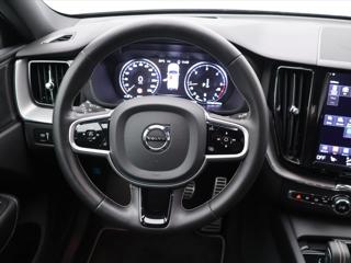 Volvo XC60 2.0 B4 145kW R-Design CZ Aut. SUV - Foto 32