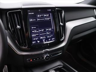 Volvo XC60 2.0 B4 145kW R-Design CZ Aut. SUV - Foto 11