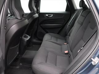 Volvo XC60 2,0 B4 145KW AWD MOMENTUM SUV - Foto 13