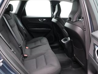 Volvo XC60 2,0 B4 145KW AWD MOMENTUM SUV - Foto 12