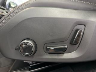 Volvo XC90 B5 AWD PLUS DARK PREMIUM, PANORAMA, HUD, H/K SUV - Foto 26