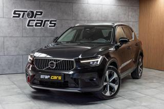 Volvo XC40 B4 AWD KAMERY360*HARMAN*ČR 1.M SUV