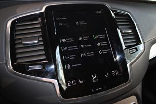 Volvo XC90 B5 AWD R Design PilotAssist/DPH/Tažné SUV - Foto 21