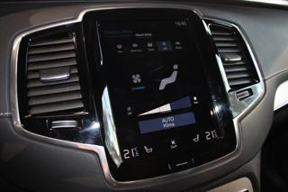 Volvo XC90 B5 AWD R Design PilotAssist/DPH/Tažné SUV - Foto 22