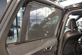 Volvo XC90 B5 AWD R Design PilotAssist/DPH/Tažné SUV - Foto 24