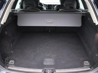 Volvo XC60 2,0 B4 AWD CZ Inscription DPH SUV - Foto 10