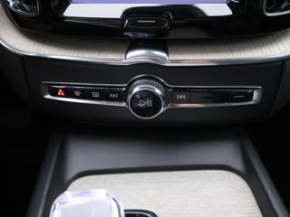 Volvo XC60 2,0 B4 AWD CZ Inscription DPH SUV - Foto 23