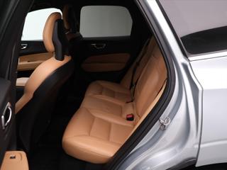 Volvo XC60 2,0 D4 140kW AWD Auto SUV - Foto 9