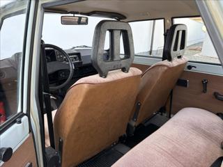 Wartburg 353 1,3 Mimořádně zachovalý retrokousek:-) sedan - Foto 17